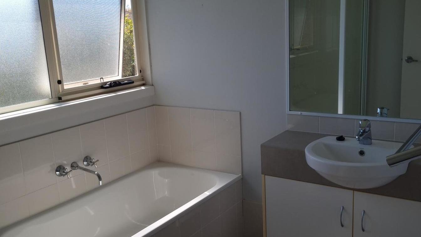 Modern and spacious  - 2/7 Crowther Dr, Junction Hill NSW 2460 - 7