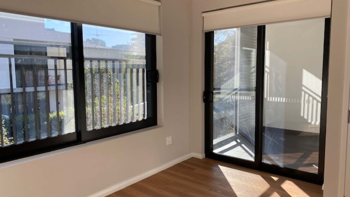 Refurbished Heritage Studio for Rent! Available Now! - 5/27 Paul St, Bondi Junction NSW 2022 - 4