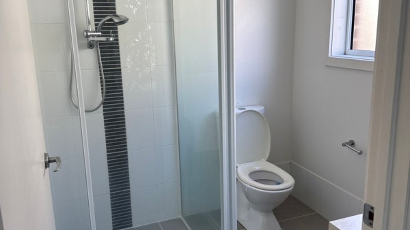 Modern Three-Bedroom home with Open-Plan Living - 13 Friar Cl, Port Macquarie NSW 2444 - 3