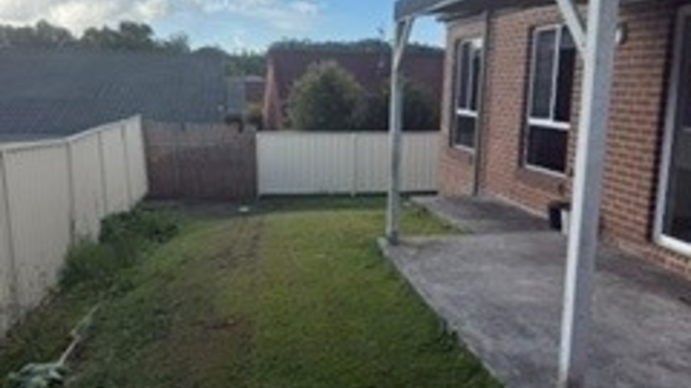 Modern Three-Bedroom home with Open-Plan Living - 13 Friar Cl, Port Macquarie NSW 2444 - 7
