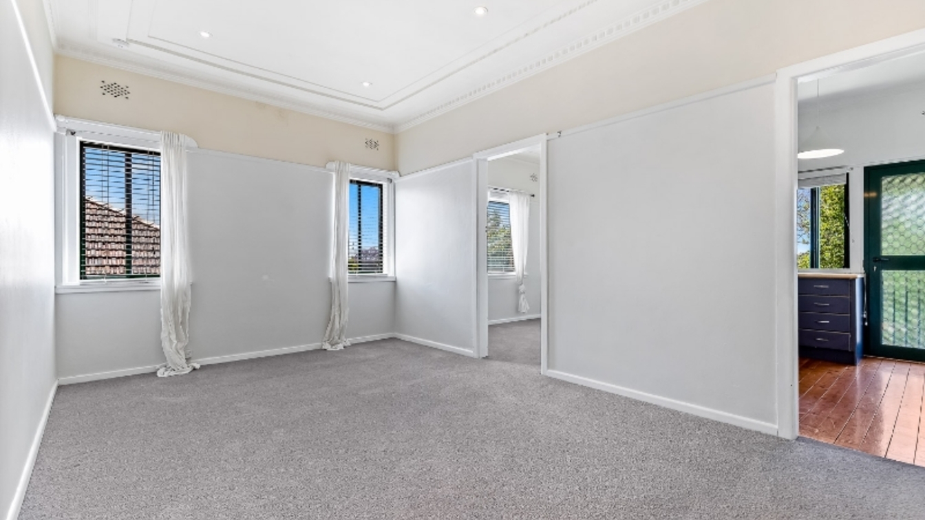 Delightful Art Deco Apartment - Discount to Market Property - 3/45 Toothill St, Lewisham NSW 2049 - 4