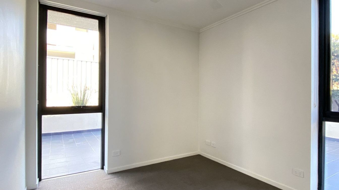 Modern 2 bedroom apartment - 109/47 Lawrence St, Peakhurst NSW 2210 - 4