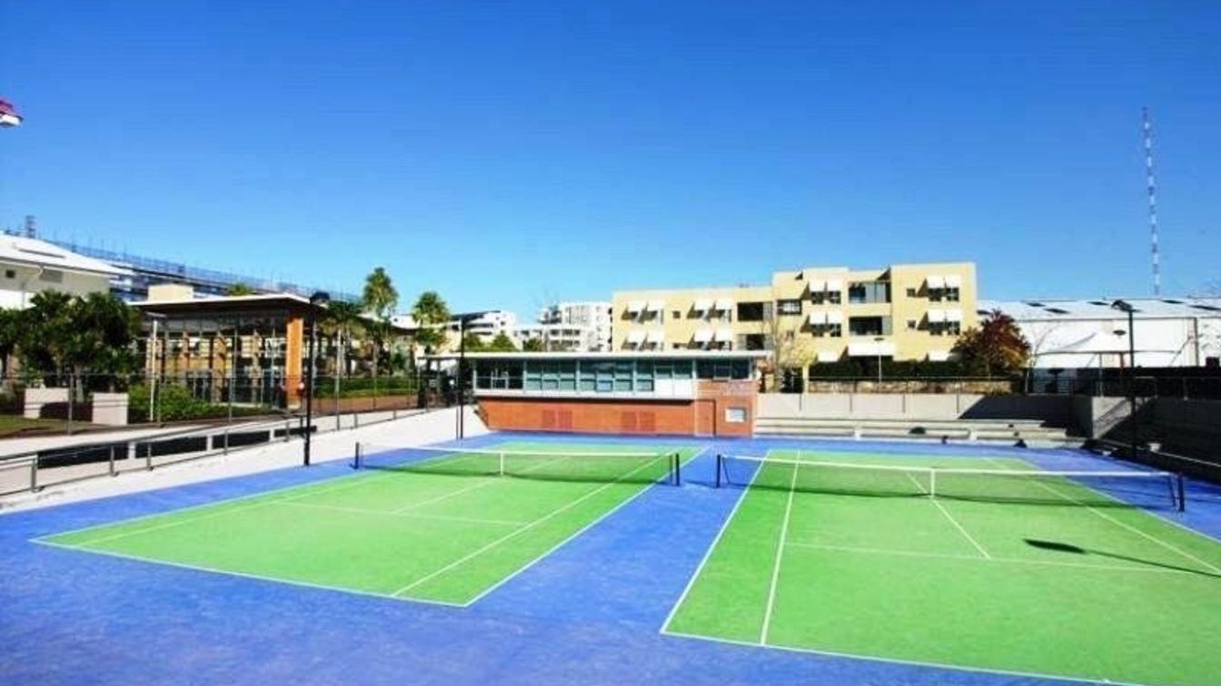 Modern Affordable one bedroom apartment - 616/16 Baywater Dr, Wentworth Point NSW 2127 - 2