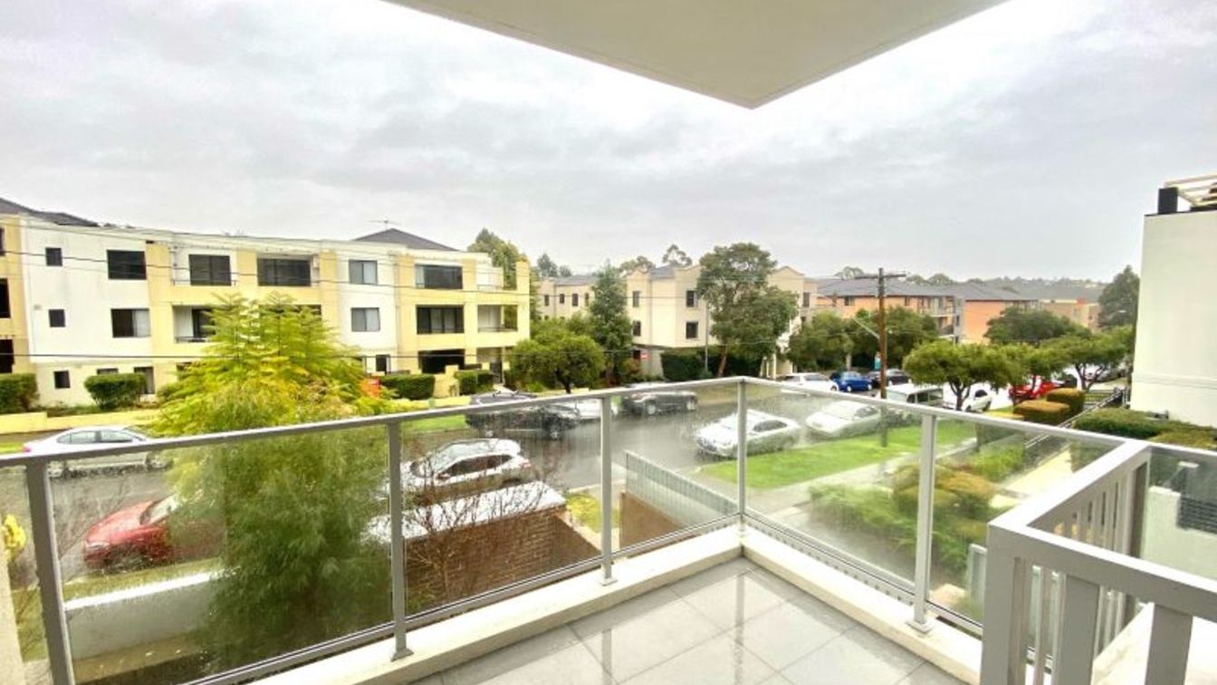 Spacious & Modern Two Bedroom Apartment - 11/26 Lydbrook St, Westmead NSW 2145 - 6
