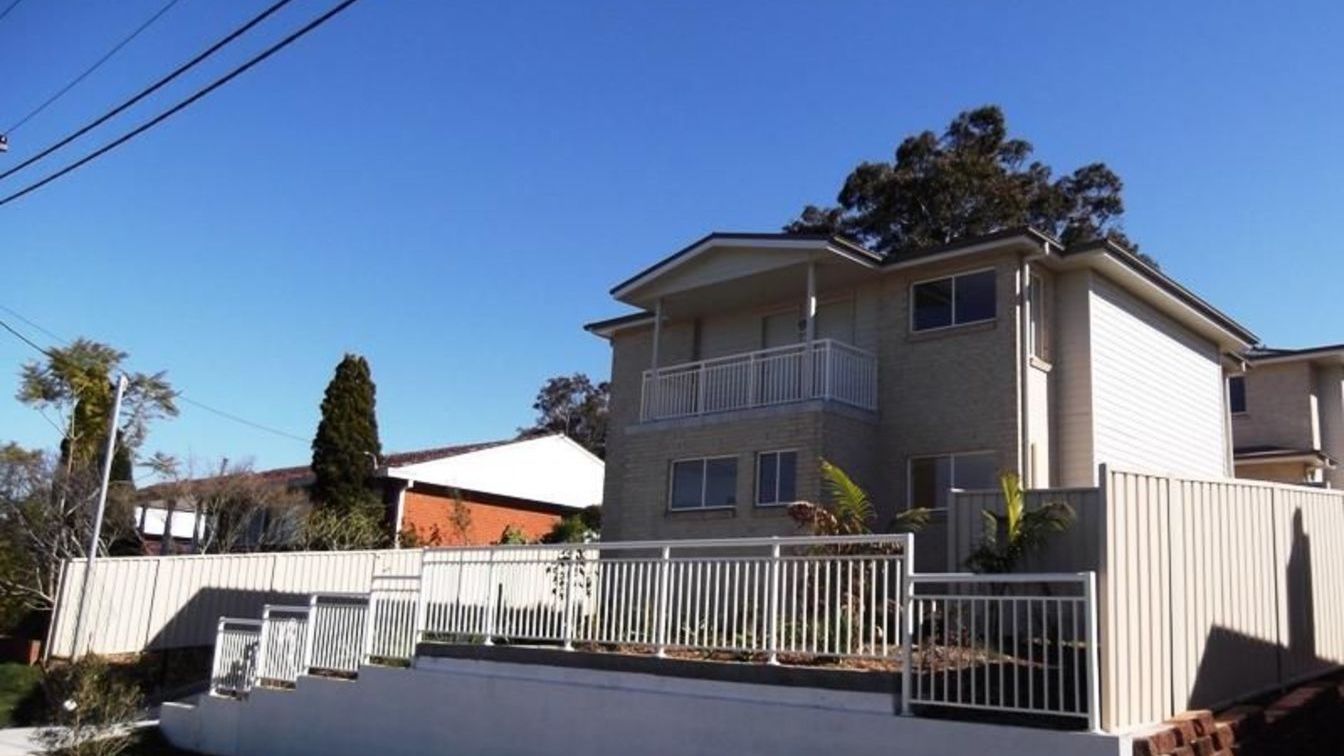 Modern and Spacious Townhouse   - 24 Leppington St, Wyong NSW 2259 - 1