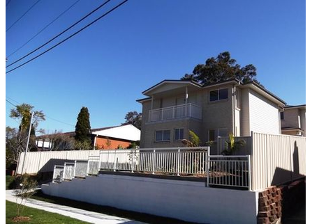 Modern and Spacious Townhouse   - 24 Leppington St, Wyong NSW 2259