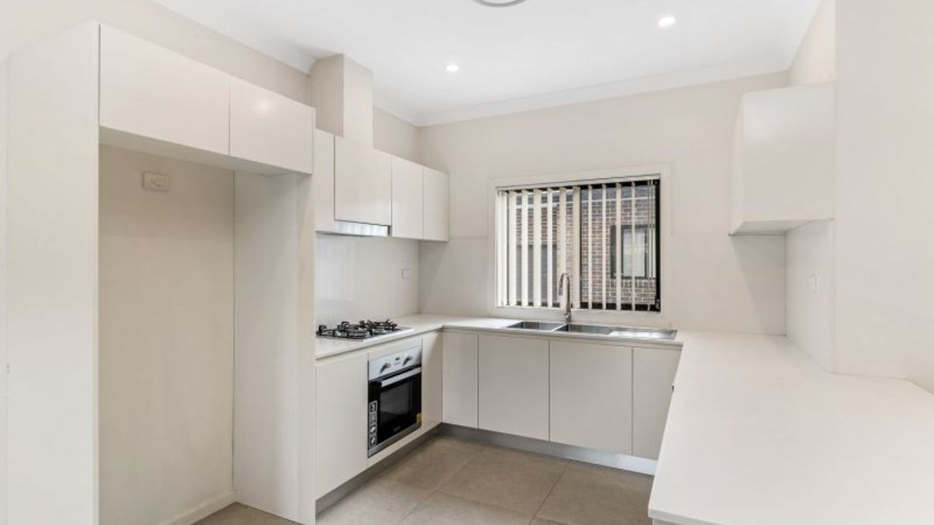 Desirable Single Level Townhouse (Affordable Rental Housing) - 10/27 Cairns St, Riverwood NSW 2210 - 1