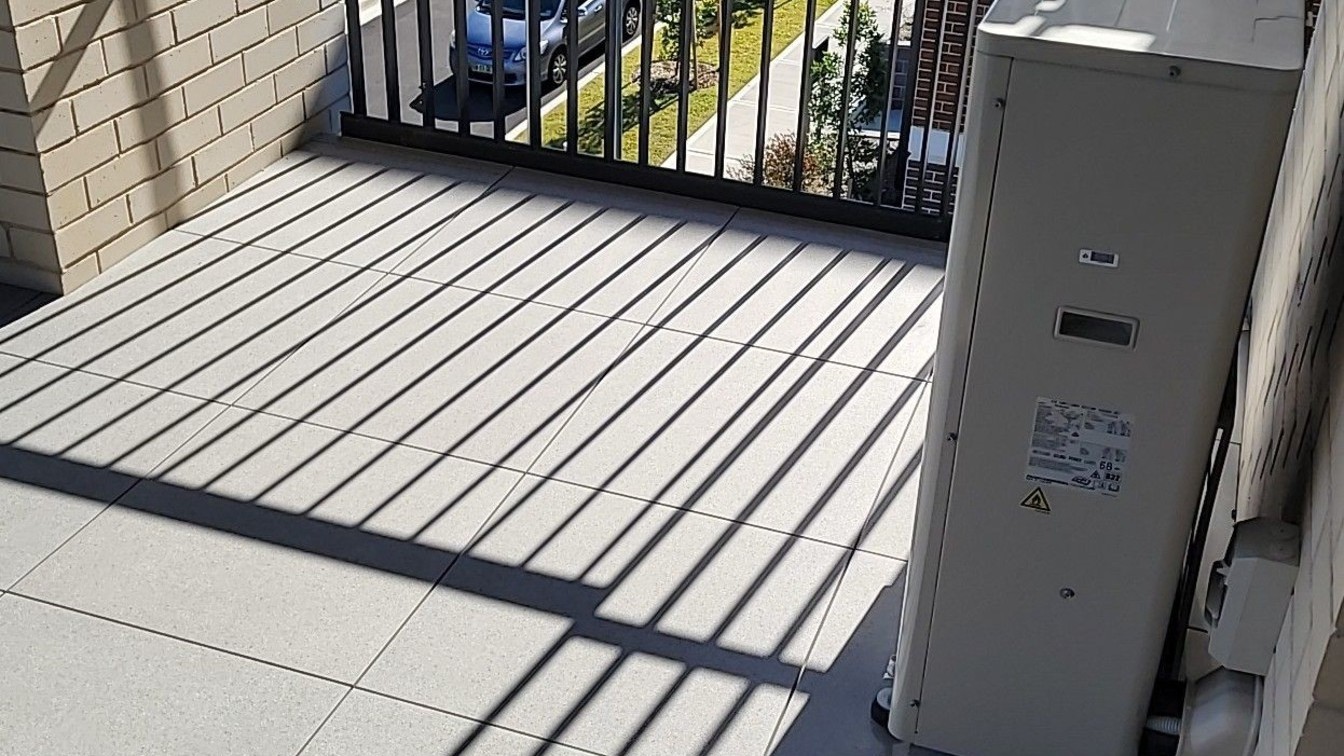 Near new 3 Bedroom Unit with optional car space in the heart of Carlingford for single parent family - 1 Martins Ln, Carlingford NSW 2118 - 9