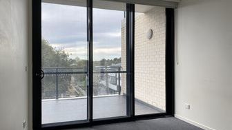 Modern 2 bedroom apartment - Affordable Housing - 204/47 Lawrence St, Peakhurst NSW 2210 - 4