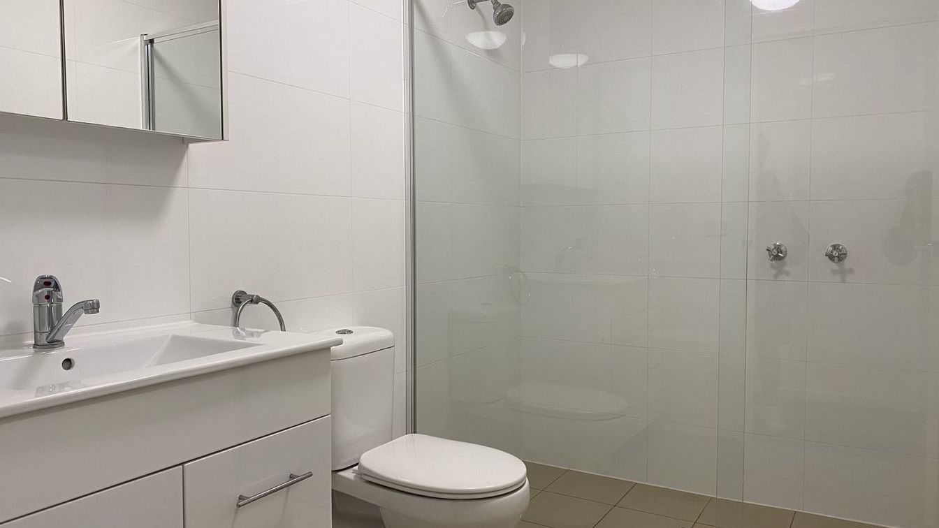 Modern 2 bedroom apartment - Affordable Housing - 204/47 Lawrence St, Peakhurst NSW 2210 - 5