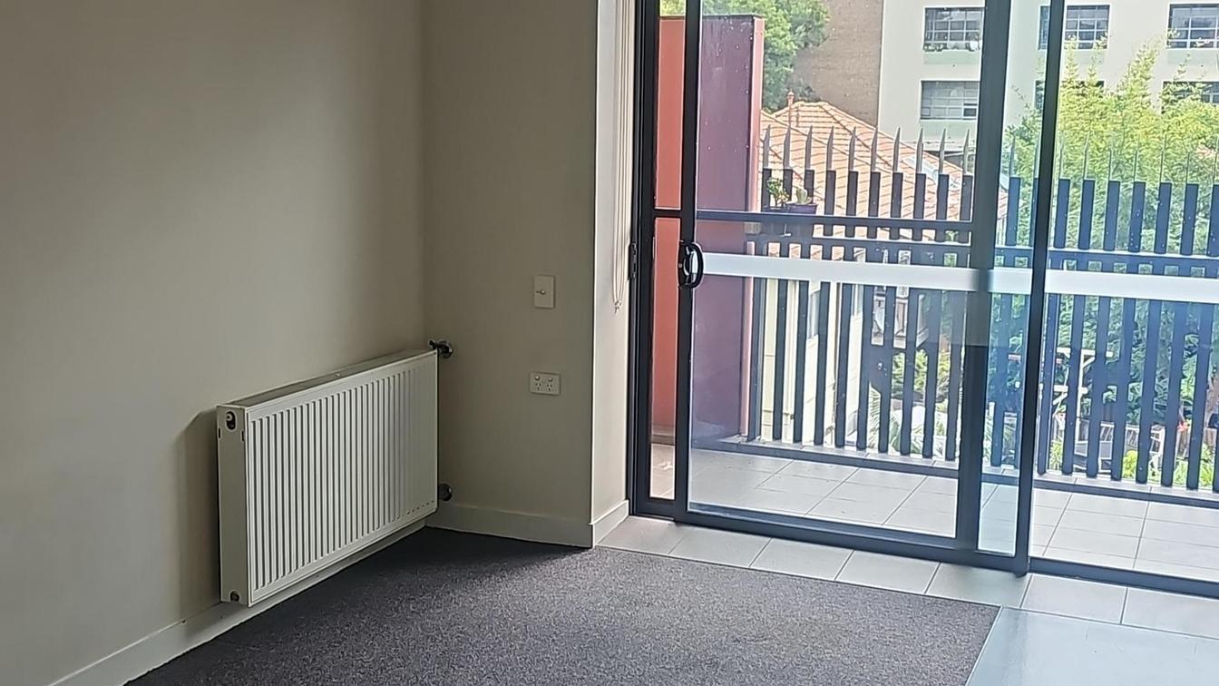 Studio Apartment Camperdown - 31 Pyrmont Bridge Rd, Camperdown NSW 2050 - 4