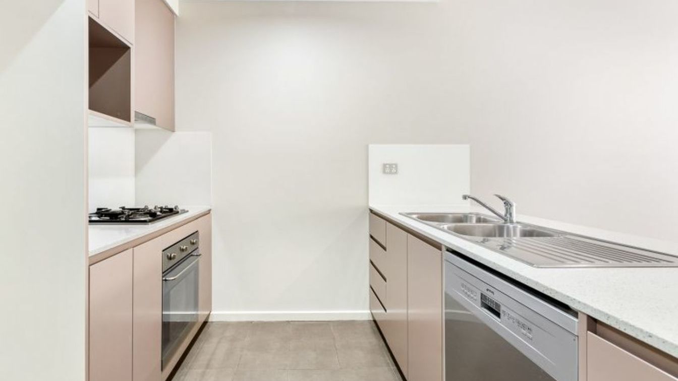 Updated & Modern Apartment in Central Location - Affordable Rental Housing - 1/48 Cooper St, Strathfield NSW 2135 - 2