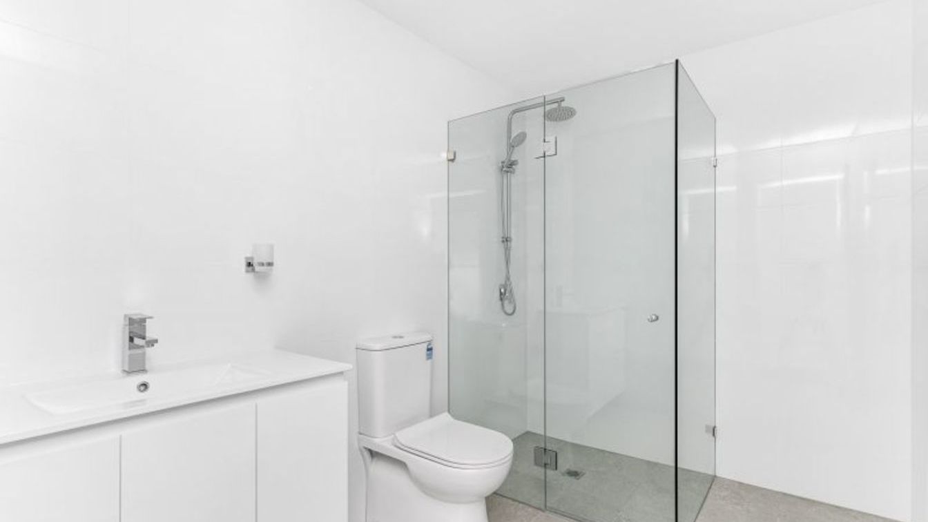 Brand new family home - Affordable Housing - 21B Charles St, Blacktown NSW 2148 - 6