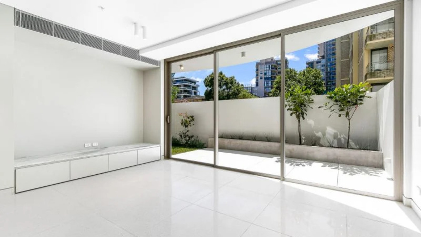 Sophisticated Coastal Lifestyle - 2/21 Waverley Cres, Bondi Junction NSW 2022 - 4