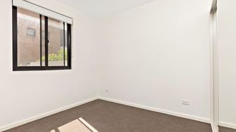 Light filled garden apartment - 2/2 Morotai Ave, Riverwood NSW 2210 - 4
