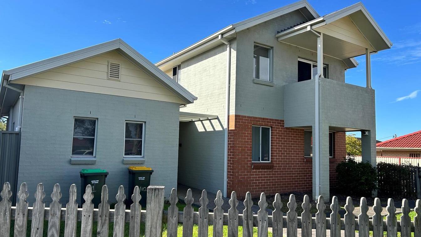 Family friendly townhouse - 1/112 Saywell Rd, Macquarie Fields NSW 2564, Macquarie Fields NSW 2564 - 2