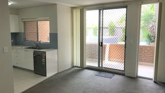 Modern affordable two bedroom unit - 5/8a Northcote Rd, Hornsby NSW 2077 - 4