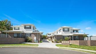 Two-bedroom Townhouse - 6/40 Friar Cl, Port Macquarie NSW 2444 - 1