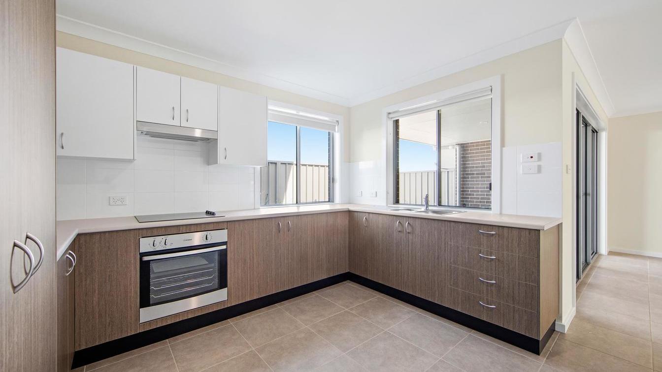 Two-bedroom Townhouse - 6/40 Friar Cl, Port Macquarie NSW 2444 - 2