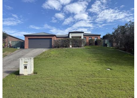 Family Friendly Home in Wauchope - 100 Riverbreeze Dr, Crosslands NSW 2446