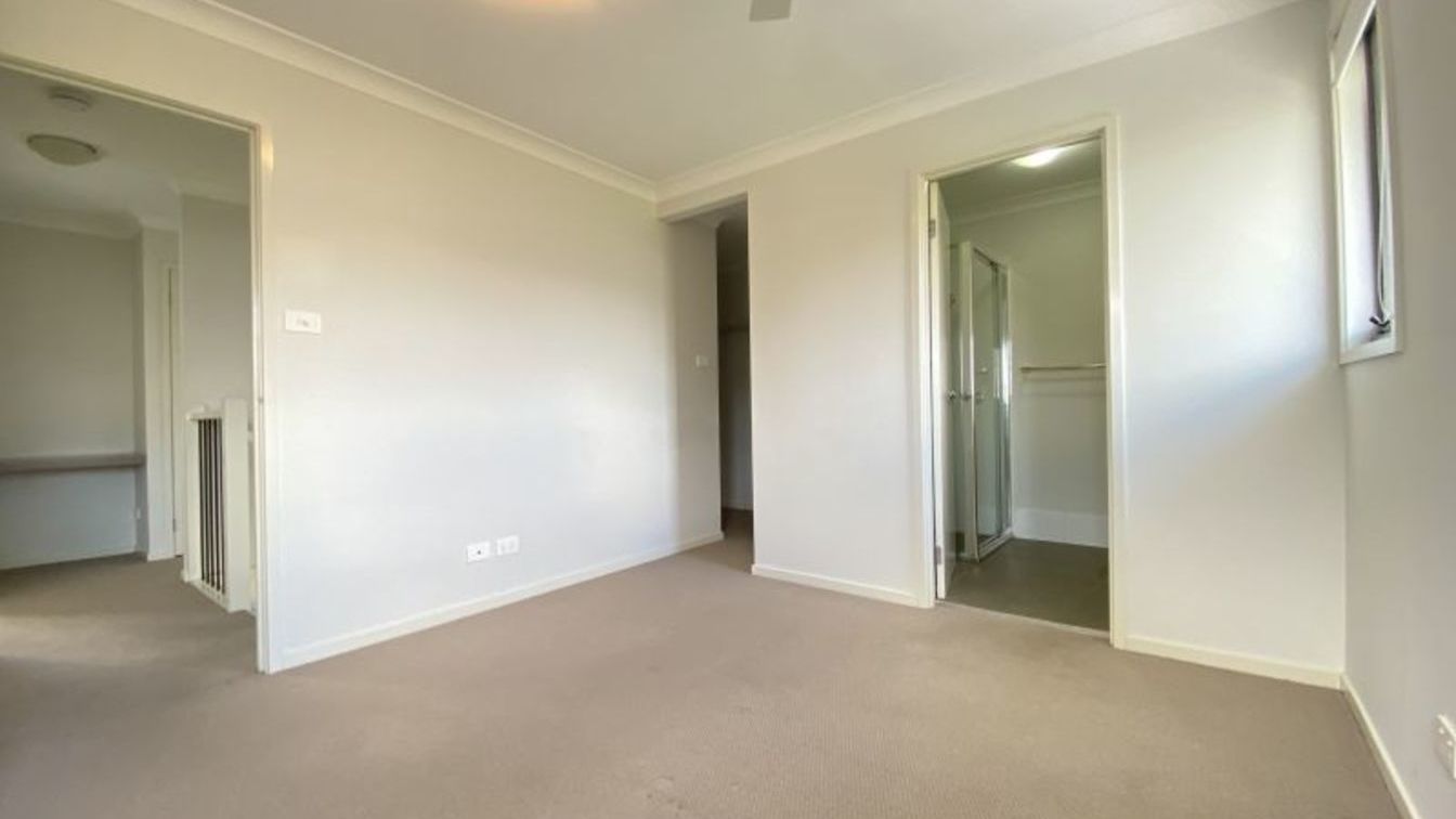 Spacious Family Home - National Rental Affordability Scheme (NRAS) - 6 Emigrant Parade, Bungarribee NSW 2767 - 4