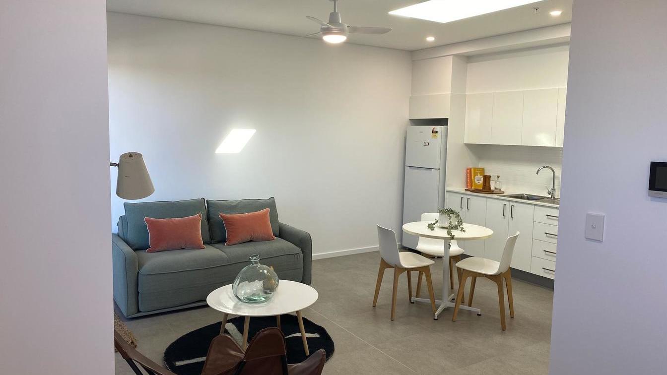 Spacious Studio for Single Women in South Granville  - 111b/42 Frederick Ave, South Granville NSW 2142 - 2