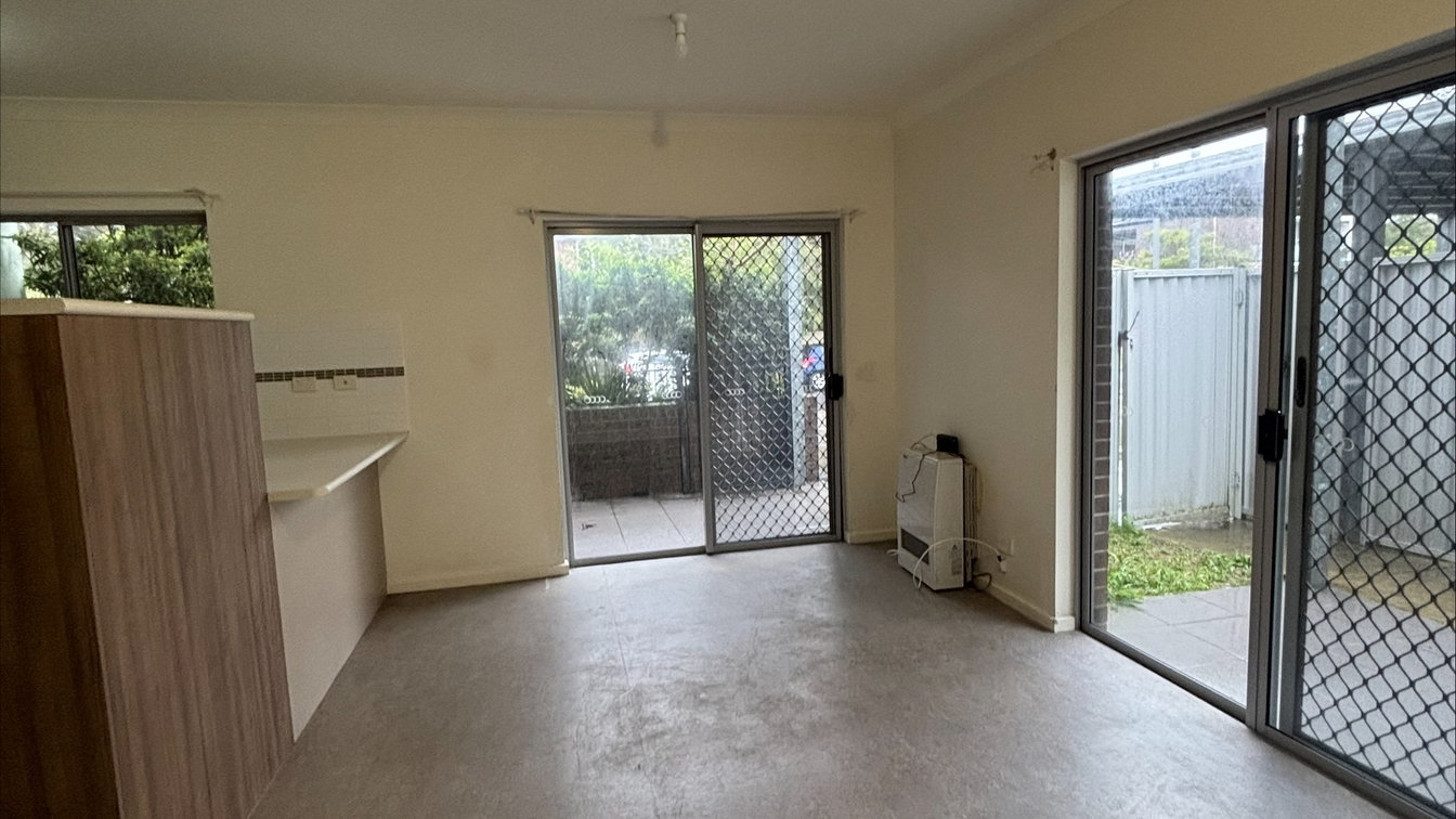 One bedroom unit (ground floor) under the Affordable Housing Program - conditions apply - 40 Midway Dr, Maroubra NSW 2035 - 4