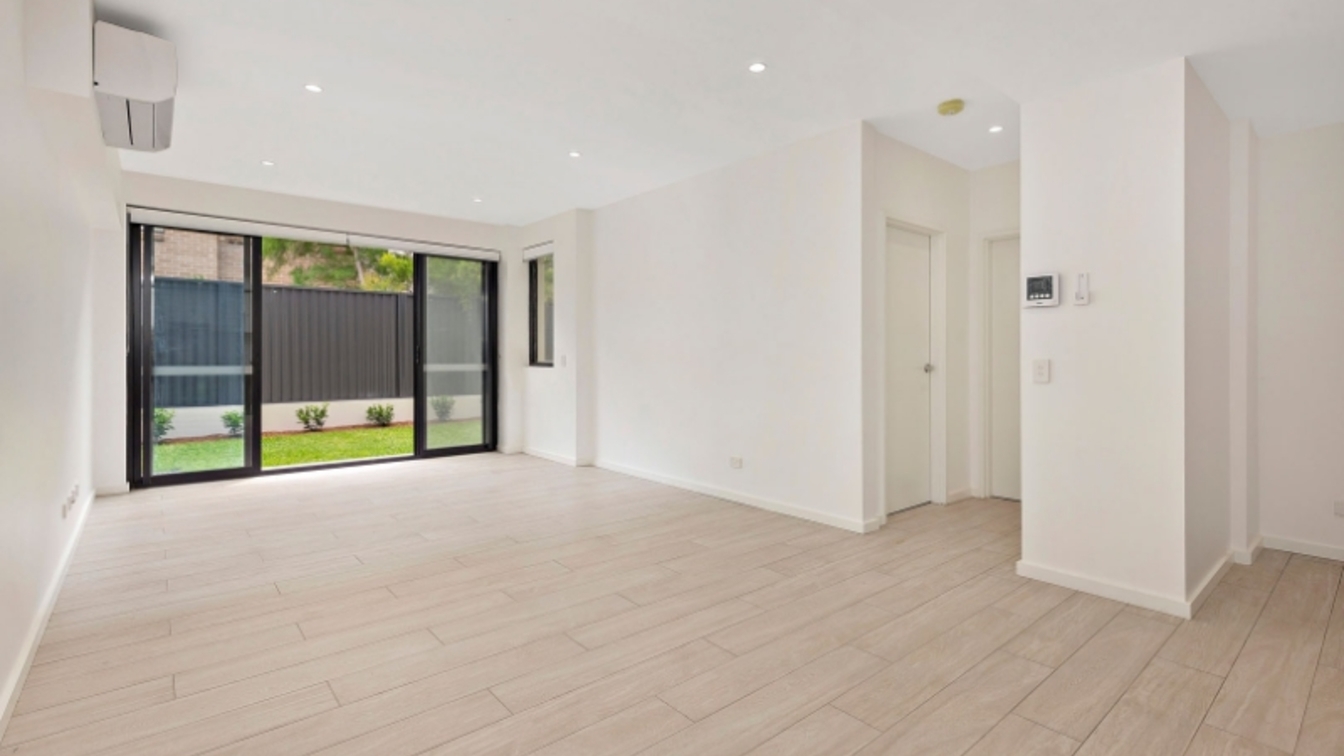 Stylish Courtyard Apartment (Affordable Housing) - 4/2 Morotai Ave, Riverwood NSW 2210 - 2