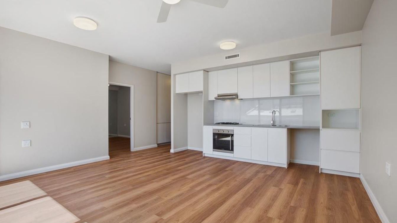 NEW AFFORDABLE HOUSING 3 BEDROOM UNIT IN NEWTOWN - 2 Gladstone St, Newtown NSW 2042 - 2