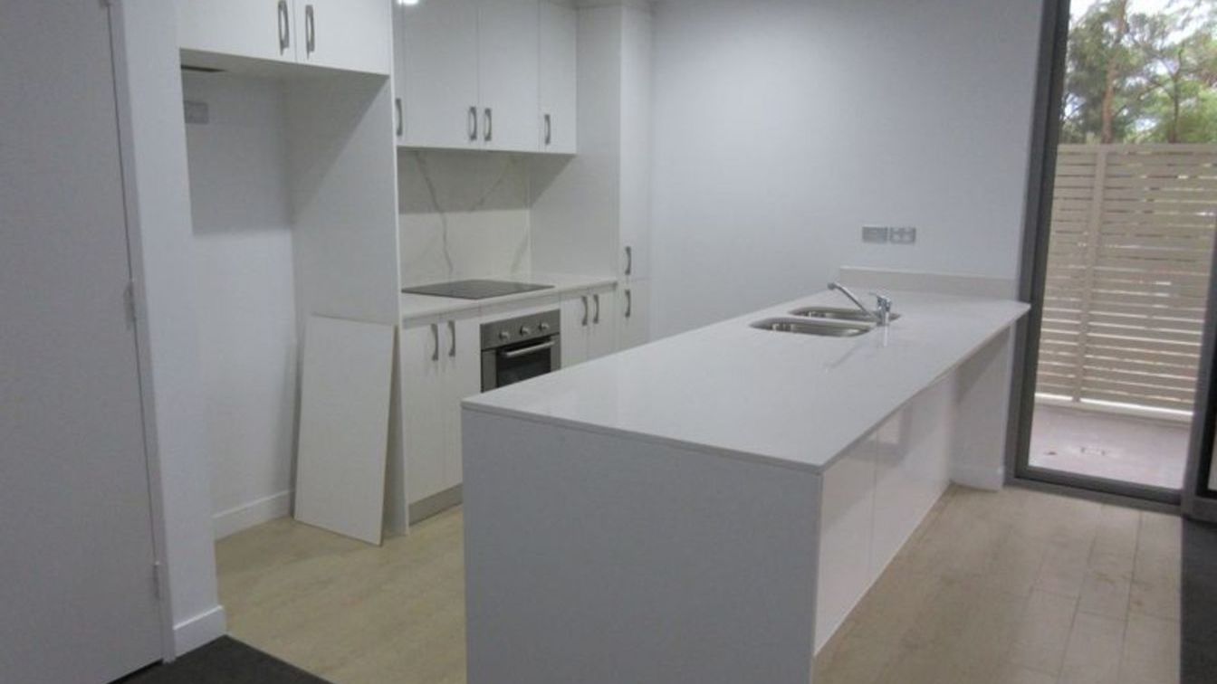 AFFORDABLE ONE BEDROOM UNIT IN LANE COVE - 215/150 Epping Rd, Lane Cove NSW 2066 - 2