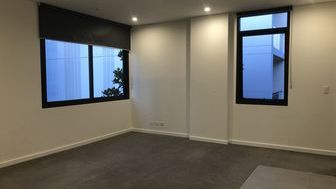 Two bedroom apartment close to CBD with ensuite - 602/32 Wentworth St, Glebe NSW 2037 - 4