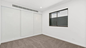 Brand New Apartment with walking distance to the Beach – Eligibility Criteria Applies - 8/300 Clovelly Rd, Clovelly NSW 2031 - 3