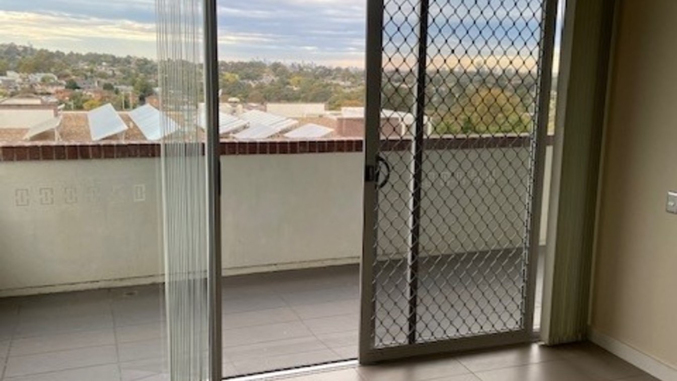 Spacious One Bedroom Unit Available!!  - 46/1 Shortland St, Telopea NSW 2117 - 3