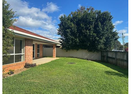 Family Friendly Home - 30 Rivergum Dr, Port Macquarie NSW 2444