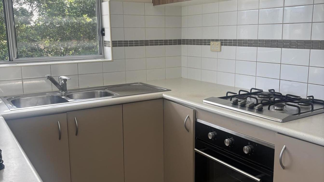 One bedroom unit under the Affordable Housing Program - conditions apply - 40 Midway Dr, Maroubra NSW 2035 - 2