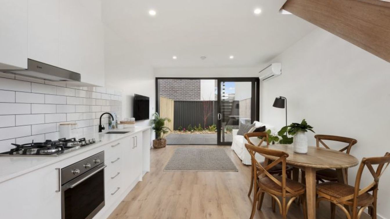Delightful One Bed + Study (Affordable Housing) - 5/14 Ventura Ave, Miranda NSW 2228 - 1