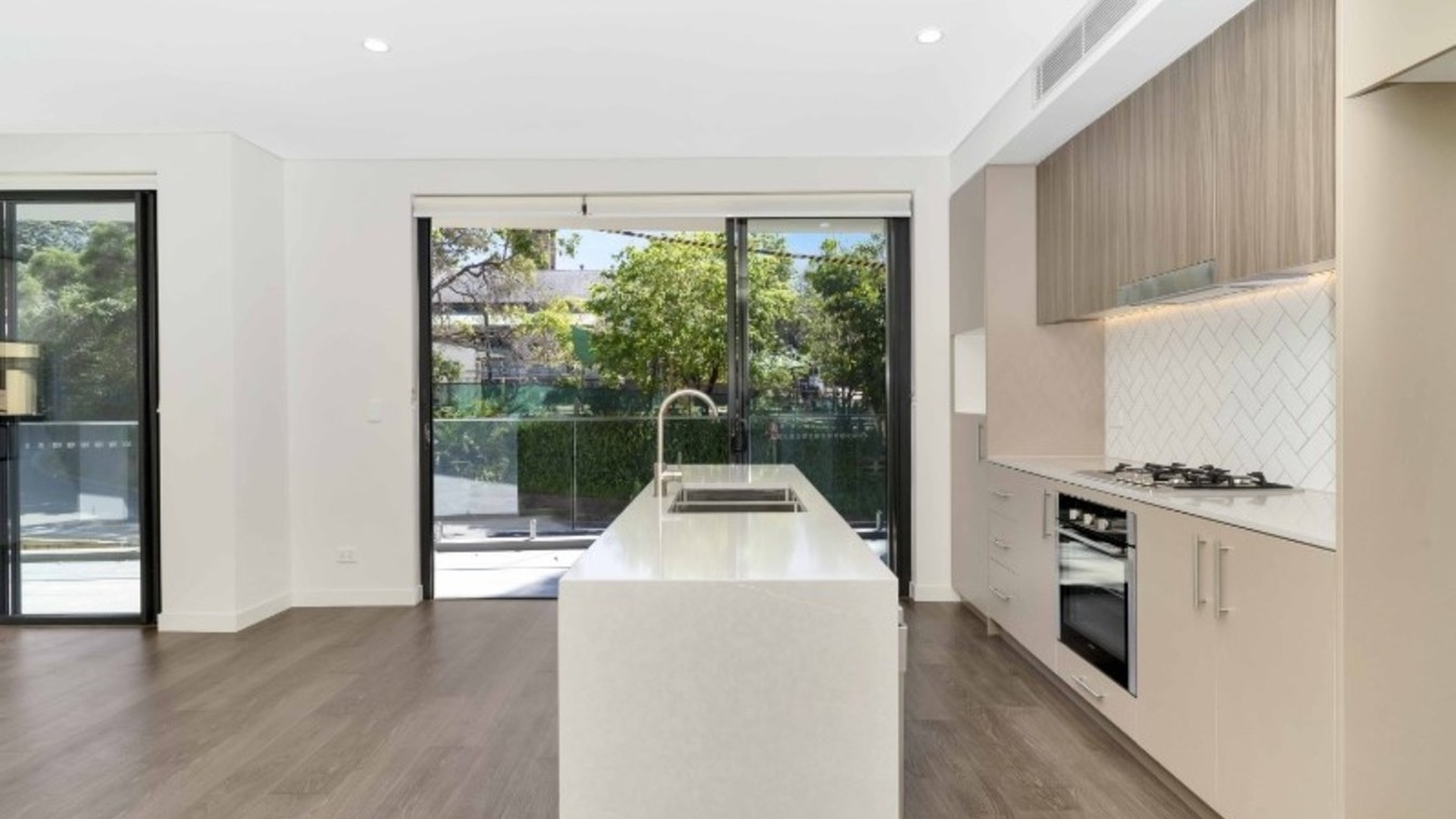 Two bedroom apartment - Affordable Rental Housing - 6/43 Dudley St, Coogee NSW 2034 - 3