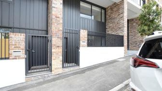 Affordable two bedroom terrace (Corner of Wentworth & Cowper Streets) - 30A Wentworth St, Glebe NSW 2037 - 1