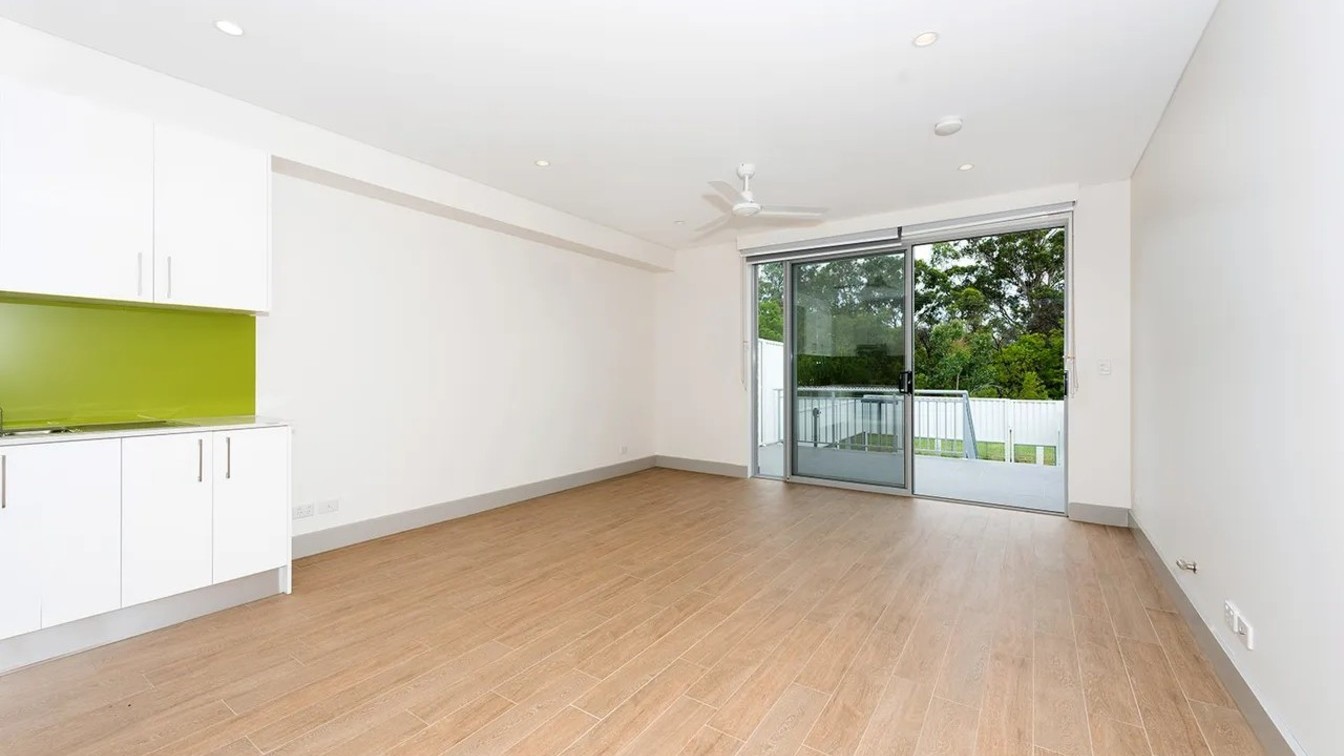 Modern 3-bedroom Townhouse Available - NRAS Affordable Housing   - 9/23 Gallop St, Warwick Farm NSW 2170 - 2