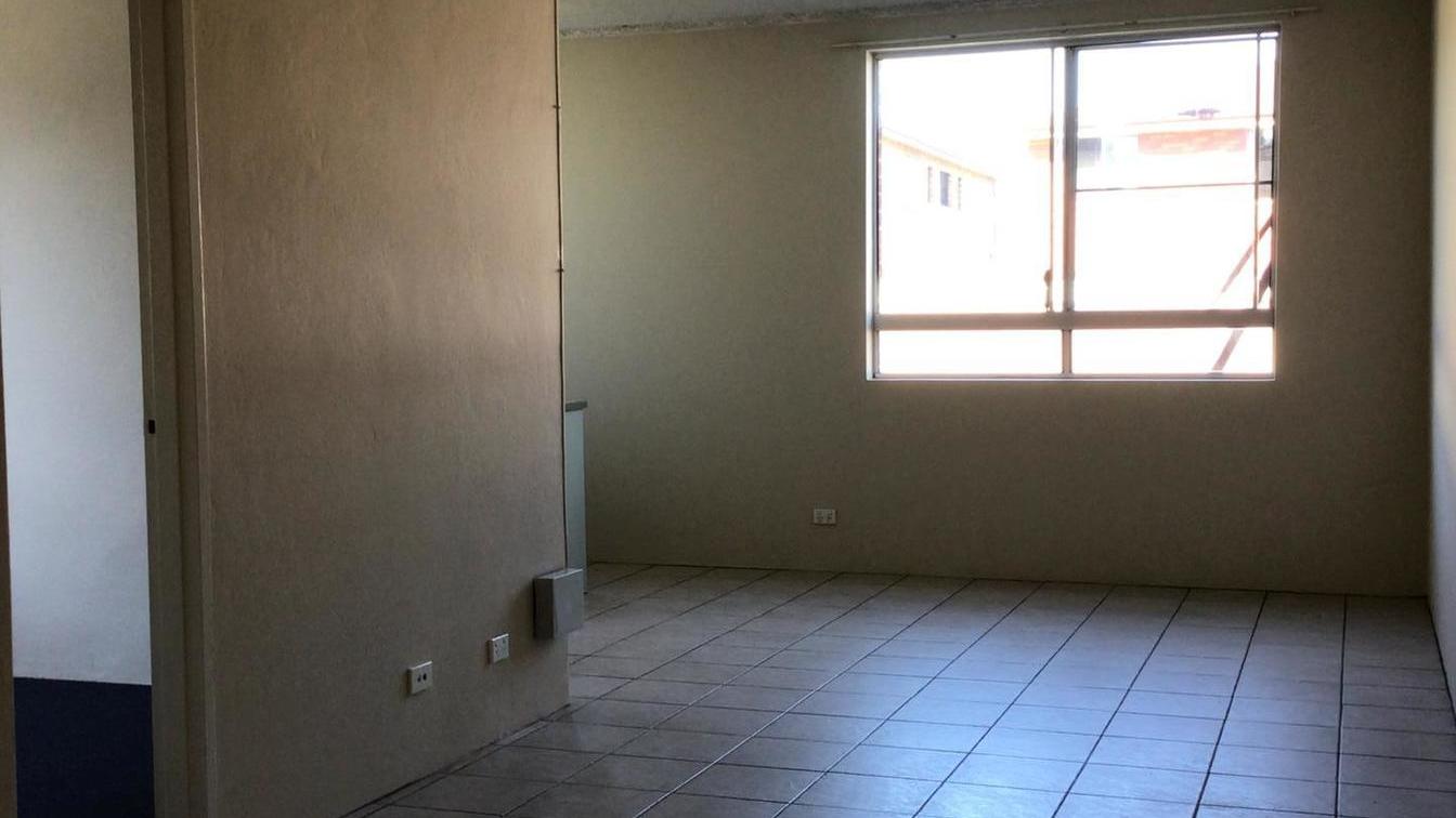 Spacious two bedroom apartment in Liverpool - 3/24 Hoxton Park Rd, Liverpool NSW 2170 - 3