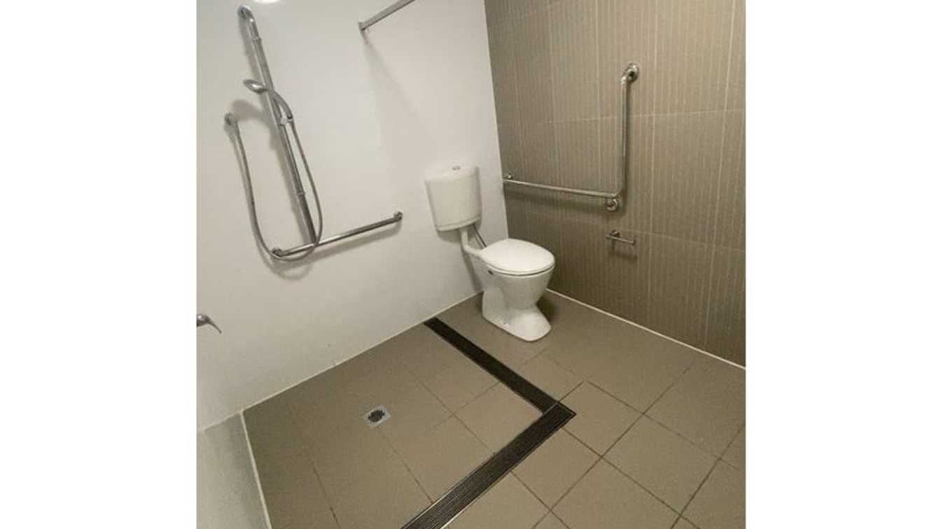 SPACIOUS 2 BEDROOMS UNIT NOW AVAILABLE! CLOSE TO PARRAMATTA CBD - 13/15 Sturt St, Telopea NSW 2117 - 10