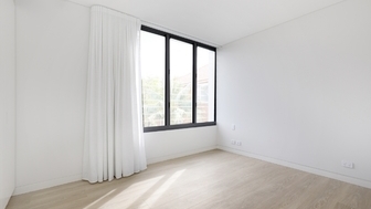 AFFORDABLE HOUSING - As new state-of-the-art 2 bedroom apartment - 6/14 Fletcher St, Bondi NSW 2026 - 4