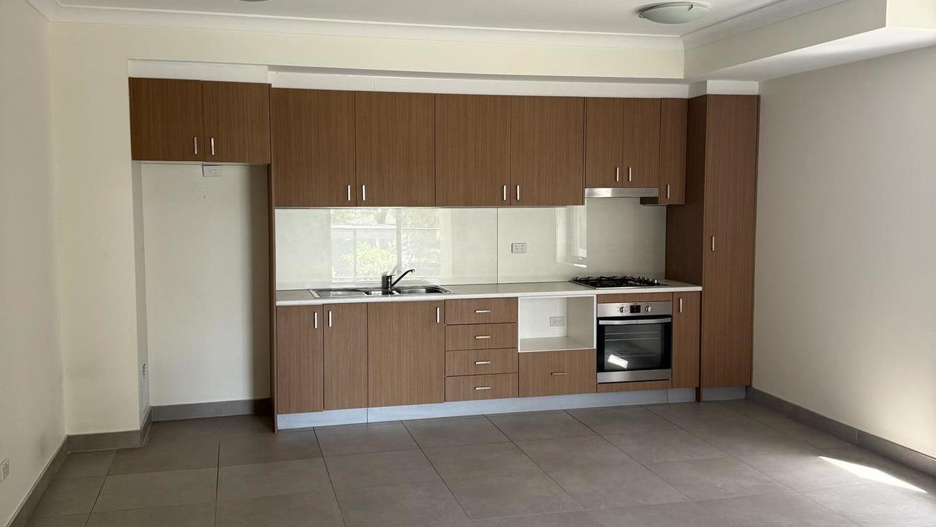 1 Bedroom Unit – In the Heart of Fairfield – Available Now!  - 405/5 Hamilton Rd, Fairfield NSW 2165 - 2
