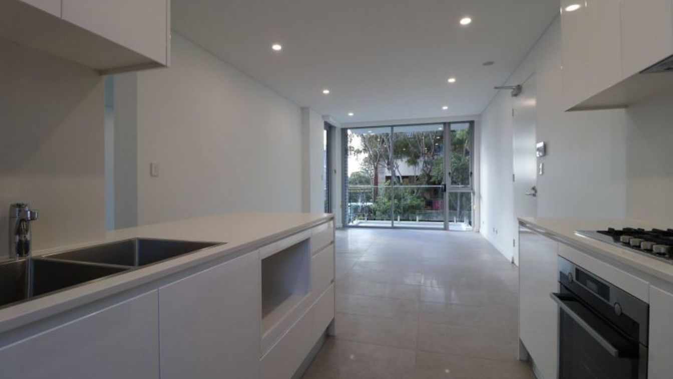 AFFORDABLE HOUSING - Enjoy contemporary living in this bright well presented north facing 2 bed unit in sought after complex - 106/265 Maroubra Rd, Maroubra NSW 2035 - 1