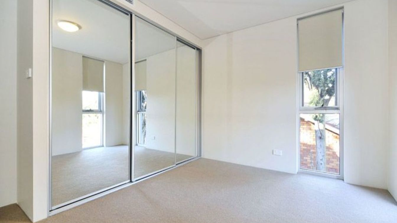 NEAR NEW AFFORDABLE 1 BEDROOM UNIT - 5/99 Eastern Valley Way, Northbridge NSW 2063 - 5