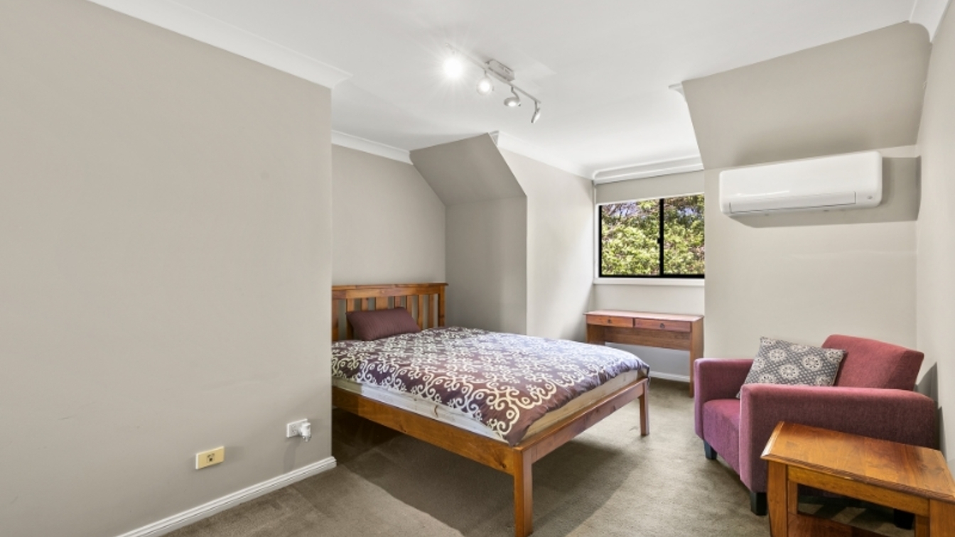 Three-Level Townhouse with Study & Tandem Garage - Discount to Market - 9/15 Brickfield St, North Parramatta NSW 2151 - 7